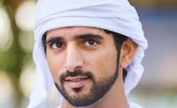 ولي عهد دبي يفاجئ طفلاً سعودياً مولعاً بالخيل ويهديه  حصاناً .. والأخير يطلق عليه اسم “ياقوت”