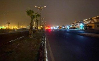 بالصور : بلدية محافظة تيماء تشارك بالحدث العالمي “ساعة الأرض”