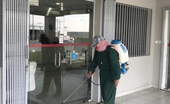 الفرق الميدانيه في بلدية محافظة طريف تنفذ عدد من البرامج البيئية لمكافحة فايروس كورونا