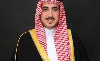 بعد وقوع حادث ووفاة عدد من أسرته .. أمير الجوف يعزي مواطن