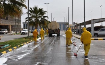 للحد من انتشار كورونا .. فرق بلدية طريف الميدانية  تواصل تطهير وتعقيم الاحياء ومستودعات الغاز