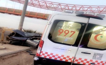 ممرضة تنقذ وافد بعد حادث ارتطام مركبته بعامود كهرباء بعرعر