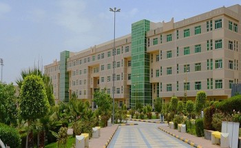 وكلاء وعمداء جامعة الملك خالد  لخريجي وخريجات الدفعة (22) وبصوت واحد : أنتم عماد المستقبل وسواعد البناء في وطن المجد