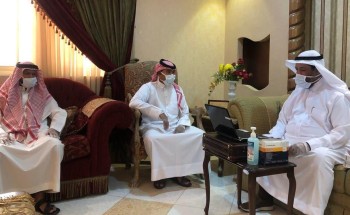 بالفيديو: مواطن بالأحساء يروي قصة عقد قرانه في ظل أزمة جائحة كورونا .. واشتراطه على الحضور لبس الكمامات