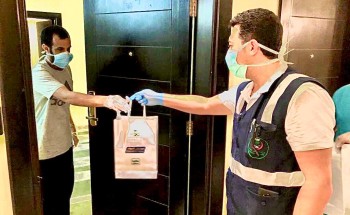 وزارة الصحة تقدم هدايا لضيوف المحاجر الصحية