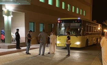 جامعة تبوك تستقبل ١٦٣ ممارساً صحياً بعد عودتهم من الهند