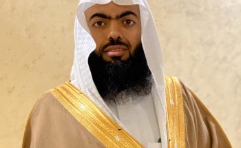 جموع المصلين تؤدي صلاة الجمعة الأولى بعد رفع الايقاف في المجمع الخيري بتندحة