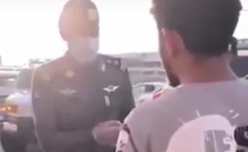 أبرزها عدم ارتداء الكمامات .. بالفيديو: رجال الأمن يسجلون مخالفات بحق عدد من المواطنين