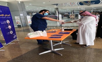 صحة حفر الباطن تواصل حملاتها الوقائية في المجمعات التجارية للوقاية من فيروس كورونا