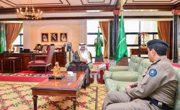أمير تبوك يطلع على التقرير السنوي الاحصائي لمديرية الدفاع المدني بالمنطقة