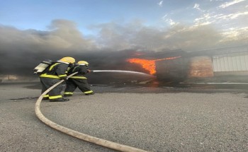 مدني الطائف يباشر حادث حريق في بنشر بحي الفيصلية بالحوية