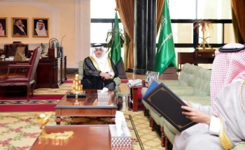 أمير تبوك يشيد بالدور الرائد الذي تبذله وكالة الأحوال المدنية لتطوير خدماتها بما يرفع كفاءة الأداء