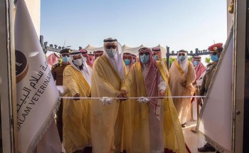 بتكلفة 100 مليون ريال.. أمير القصيم يدشن مستشفى الإبل في بريدة (صور)
