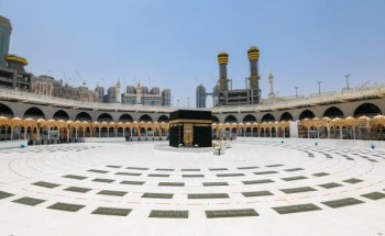 شؤون الحرمين : فرش أكثر من 9 آلاف سجادة في صحن المطاف ومصليات الدورين الأرضي والأول وتوسعة الملك فهد