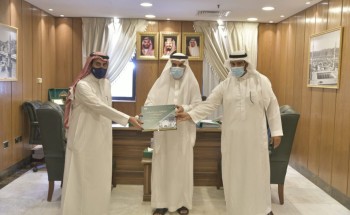 وكيل الرئيس العام لشؤون المسجد الحرام يتسلم خطة الرئاسة المستقبلية (2024)