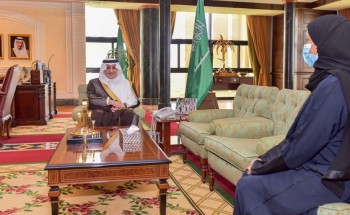 كأول أمرأة تشغل منصب امين مجلس منطقةعلى مستوى المملكة  .. أمير تبوك يلتقي  أمين مجلس المنطقة الدكتورة خلود الخميس