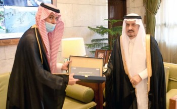 سمو أمير منطقة الرياض يستقبل مدير عام صندوق تنمية الموارد البشرية
