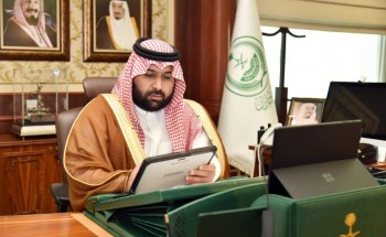 سمو نائب أمير منطقة جازان يدشن برنامج نظام المسعف الإلكتروني بمنطقة جازان .