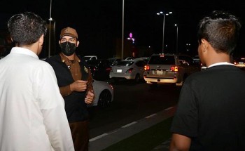 شرطة ‫حائل‬ تتابع تنفيذ الإجراءات الاحترازية والتدابير الوقائية في الأسواق الشعبية وتحرير المخالفات