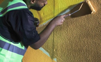 أمانة الرياض تنفذ أعمال رسم جداريات الأنفاق تحسينًا للمشهد الحضري