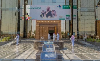 أمانة القصيم تكثف استعداداتها لمناسبة اليوم الوطني 90 بأعمال تجميل الطرق والميادين وإضاءة المباني