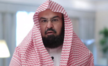 الدكتور السديس يشيد بالموافقة الكريمة بالسماح بأداء العمرة والدخول للمسجد الحرام وزيارة الروضة الشريفة تدريجياً