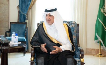 “تسعين عامٍ”.. قصيدة للأمير خالد الفيصل بمناسبة اليوم الوطني (فيديو)