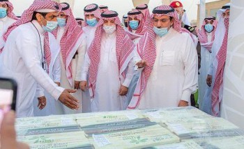 سمو أمير القصيم‬ يثمن هدية موسم عنيزة للتمور لأبطال ‫الحد الجنوبي‬‬