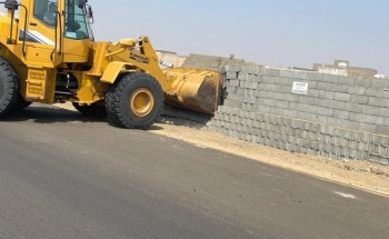أمانة جدة إزالة أسوار مخالفة بنطاق طيبة على مساحة 22,000 )م٢