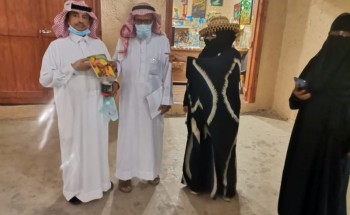 *عدد من الإعلاميين والصحفيين والسنابيين يزورون الأسر المنتجة في القرية التراثية بجازان