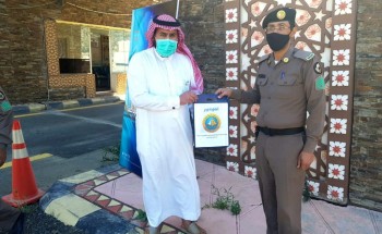 هيئة الأمر بالمعروف بمحافظة المندق بالباحة تفعّل حملة «الصلاة نور» بالشراكة مع الشرطة