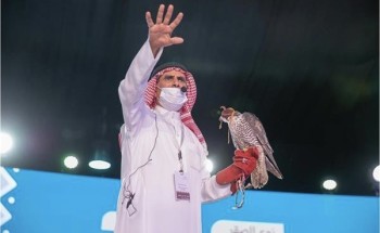 مزاد الصقور السعودي يشهد بيع 4 صقور شاهين قرناس بـ 319 ألف ريال في يومه الأول