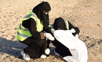 تحت رعاية أمير تبوك .. فريق تبوك البيئي وفريق الوجه التطوعي يشاركان في مبادرة ” شواطئنا نحميها”