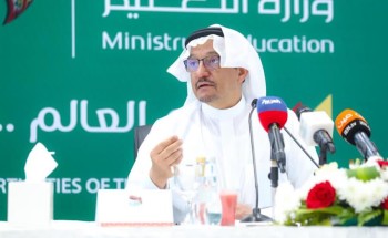 وزير التعليم : يؤكد على أن التعليم المدمج بين الحضوري وعن بُعد سيكون له أهمية كبيرة في المرحلة المقبلة