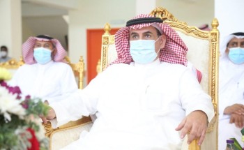 محافظ ضمد يقوم بجولة على مشاريع التعليم ويطلع على تقرير مدرستي