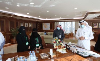 في اهتمام يبرز حرص القيادة على دعم المنتج المحلي : الفل والكادي على طاولة وزير البيئة والمياه والزراعة