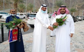 رؤساء الاندية الادبية بمناطق المملكة يزورون غابة رغدان ويطلعون على قرية ذي عين التراثية