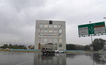 من بينهم حائل.. الأرصاد: استمرار الأمطار الرعدية على بعض المناطق من يوم غد وحتى هذا اليوم!