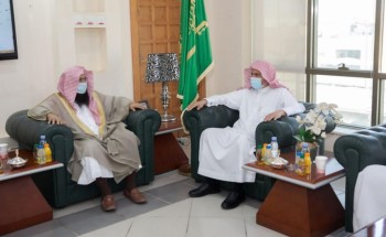 مدير عام فرع الرئاسة العامة لهيئة الأمر بالمعروف بالرياض يزور مدير عام مكافحة المخدرات بالمنطقة