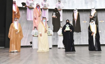 برعاية أمير منطقة جازان وبحضور وكيل الإمارة للتنمية تكريم الفائزين بجائزة  المراعي للطبيب البيطري  لعام 2020 ٠