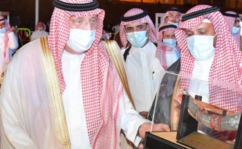 سمو أمير منطقة جازان يشرف حفل أهالي الدرب ويدشن ويضع الأساس لمشروعات تنموية بالمحافظة ..