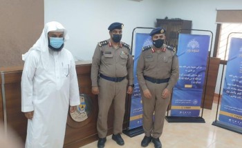 هيئة الأمر بالمعروف بمحافظة الحريق  تنشر المحتوى التوعوي لحملة (الصلاة نور) في الإدارات الحكومية