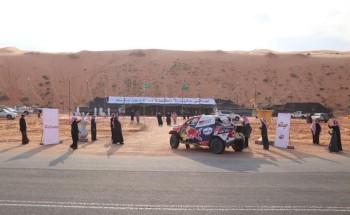 أهالي مدينة الخطة شمال حائل يقيمون مخيماً لاستقبال وضيافة متسابقي رالي داكار السعودية