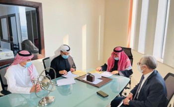 الرئيس التنفيذي للتجمع الصحي الأول بالمنطقة الوسطى يوقع على اتفاقية شراكة مجتمعية مع مؤسسة الأمير أحمد بن عبدالعزيز للتنمية الإنسانية