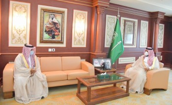 سمو نائب أمير منطقة جازان يتسلم التقرير السنوي لفرع وزارة الإسكان بالمنطقة..