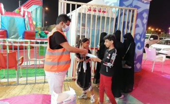 الفرق التطوعية بأمانة منطقة جازان تطبق الإحترازات الصحية لكورونا في المراكز التجارية بالمنطقة