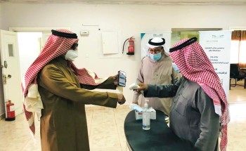 مدير تعليم تبوك يزور مكتب تعليم حقل ويتابع أعمال الصيانة