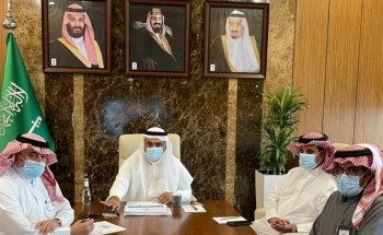 أمين الشرقية يناقش عدد من إنجازات الوكالات والبلديات والخطط المستقبلية في المنطقة في الاجتماع المرئي الدوري