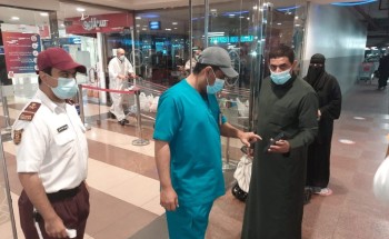 أمانة الشرقية : إغلاق ومخالفة (82) منشأة تجارية مخالفة للإجراءات الاحترازية والتكدس، وتطبيق ” توكلنا ” في الأسواق والمراكز التجارية أمس الثلاثاء