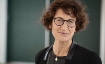 خلال سنتين فقط .. بشرى سارة من مبتكرة لقاح كورونا لـ”مرضى السرطان”